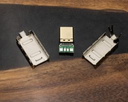 USB Type-C Gold